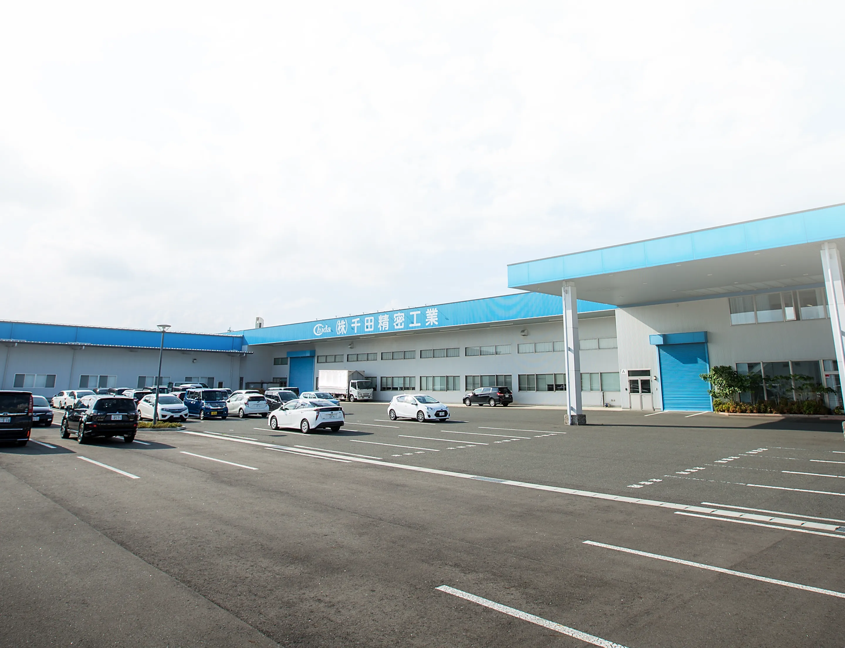 千田精密工業の工場の外観写真